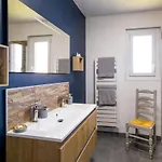 De Avec Piscine Chauffee וילה *