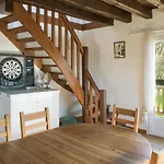 De Avec Piscine Chauffee Villeneuve-dʼAveyron