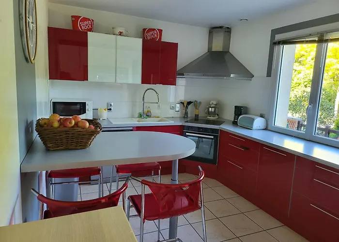 De Avec Piscine Chauffée Villa Villeneuve-dʼAveyron