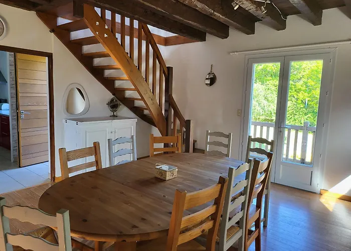 Maison De Vacance Avec Piscine Chauffee Villa Villeneuve-dʼAveyron