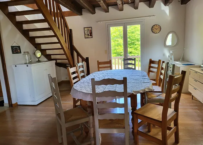 Villa De Avec Piscine Chauffée Villeneuve-dʼAveyron