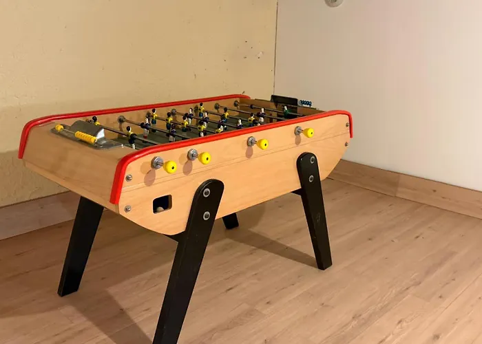 Villa De Avec Piscine Chauffée