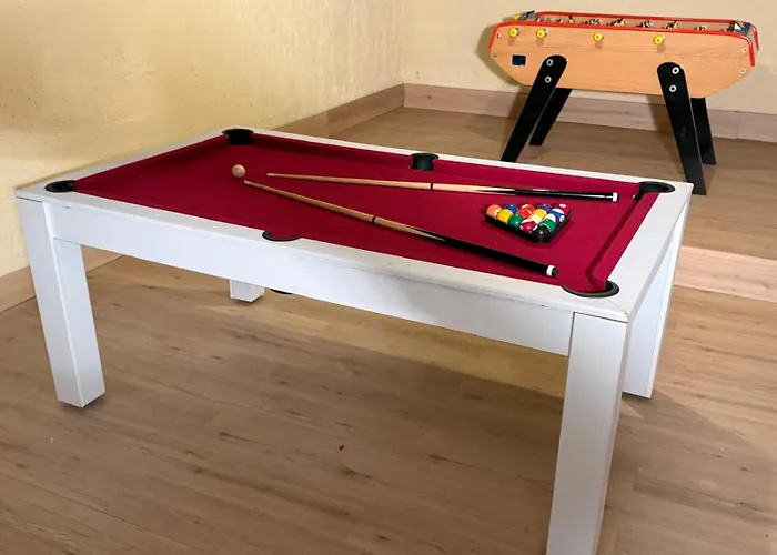 Maison De Vacance Avec Piscine Chauffee Villa Villeneuve-dʼAveyron