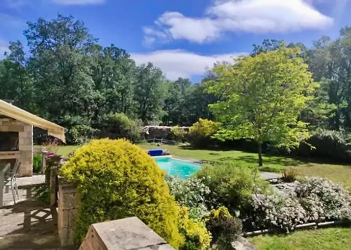 Villa De Avec Piscine Chauffée Villeneuve-dʼAveyron