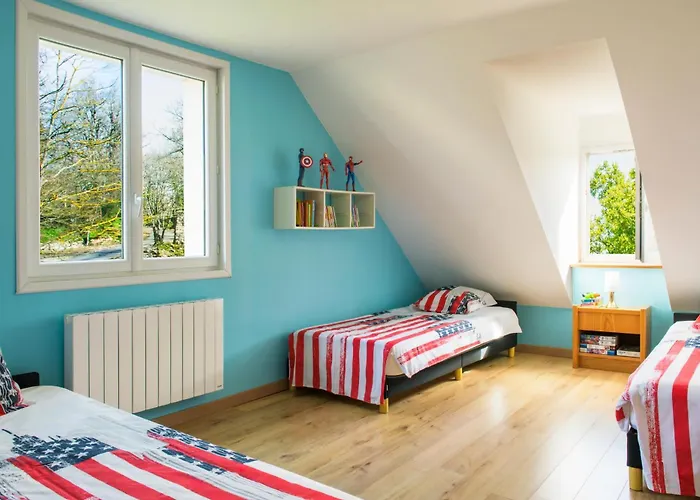 De Avec Piscine Chauffée * Villeneuve-dʼAveyron